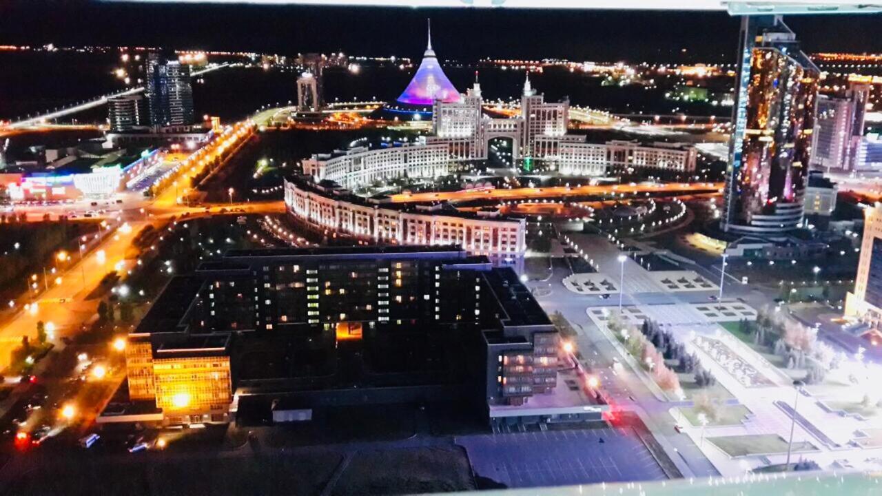 Северное Сияние 35 Этаж Astana Exteriör bild